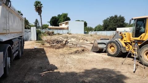 תחילת העבודות במתחם אלומות.jpg