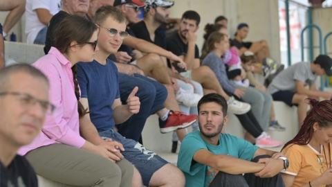 קהל בטורניר.jpg