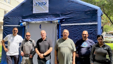 הקבט מיקי כהן וצוות השיטור העירוני והפיקוח.jpg