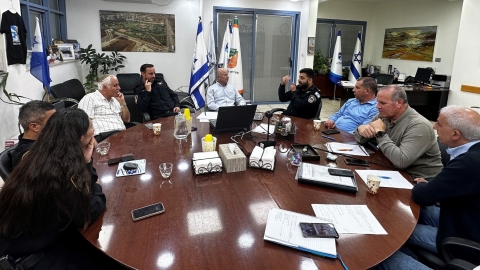 ראש העיר מארח את ראש אגף אבטחה במשטרת ישראל.jpg