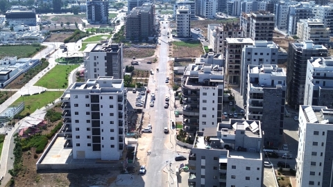 רחוב החורש בשכונת לב העמק יזכה להצללה על פי התכנית.JPG